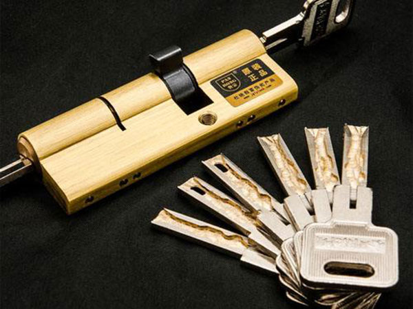 東臺汽車開鎖電話(24小時換鎖)