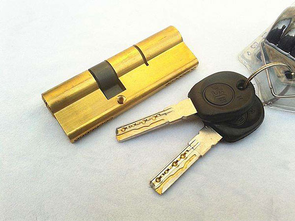 樂(lè)清上門開(kāi)鎖(修鎖換鎖芯公司)