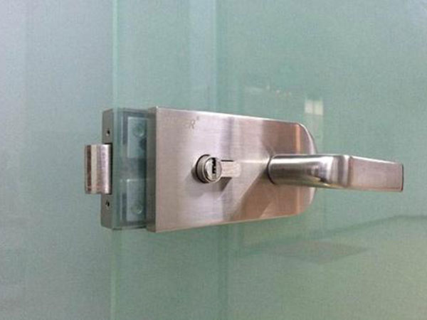 招遠(yuǎn)換鎖芯(換鎖芯換鎖公司)