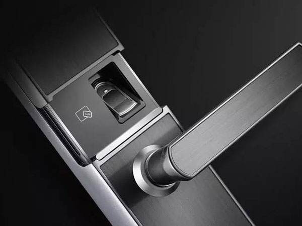 磐安換鎖芯公司電話(開鎖公司開鎖)