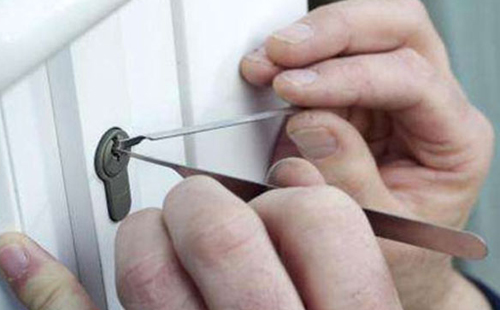 海口配把車鑰匙多少錢